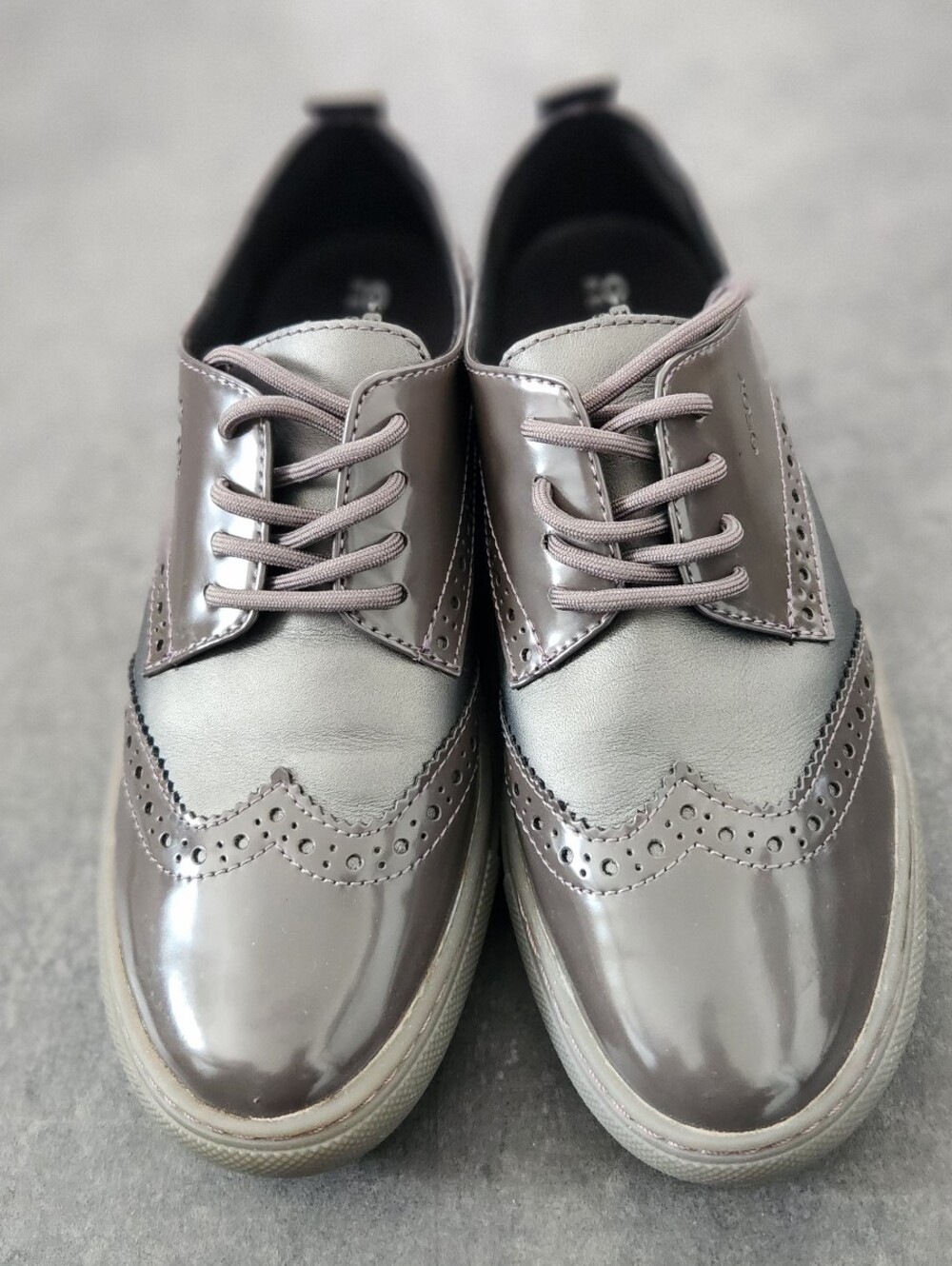 Geox Women's Lace-Up Wingtip Oxfords